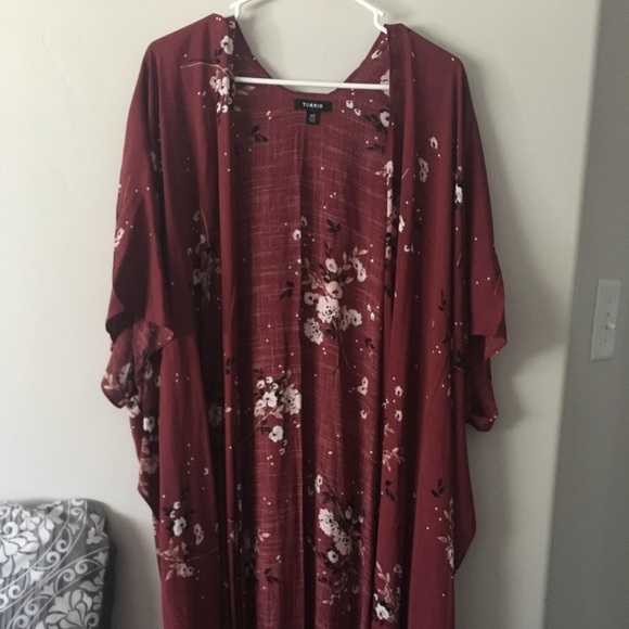 torrid Other - Maroon kimono SOLD